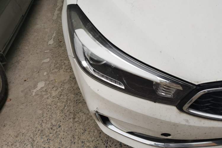 Used Kia K3 2016 1.6L Automatic GL Right Front Headlight