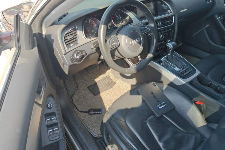 Used Audi A5 2014 Sportback 45 TFSI Driver Seat