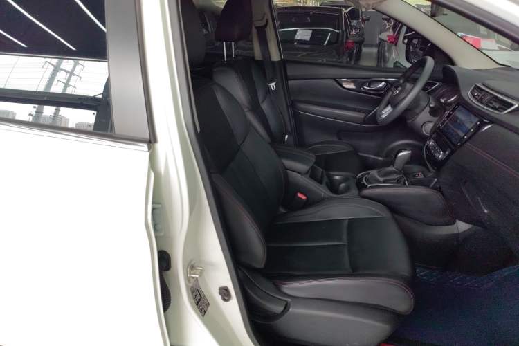 Used Nissan Qashqai 2023 Classic 2.0L CVT XV Comfort Edition Right Front Seat