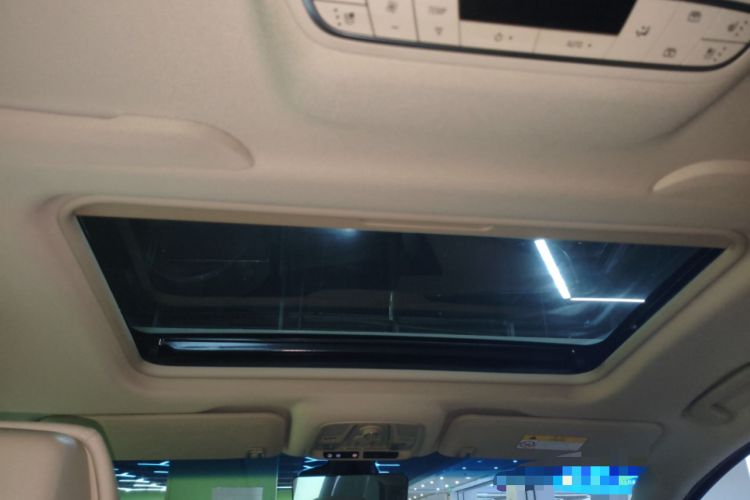 Used Buick GL8 2023 ES Lu Zun Luxury Edition and Yue Version Headliner
