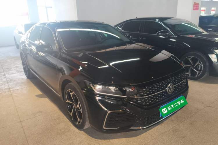 Used Volkswagen Passat 2024 380TSI Starry Dragon Edition
