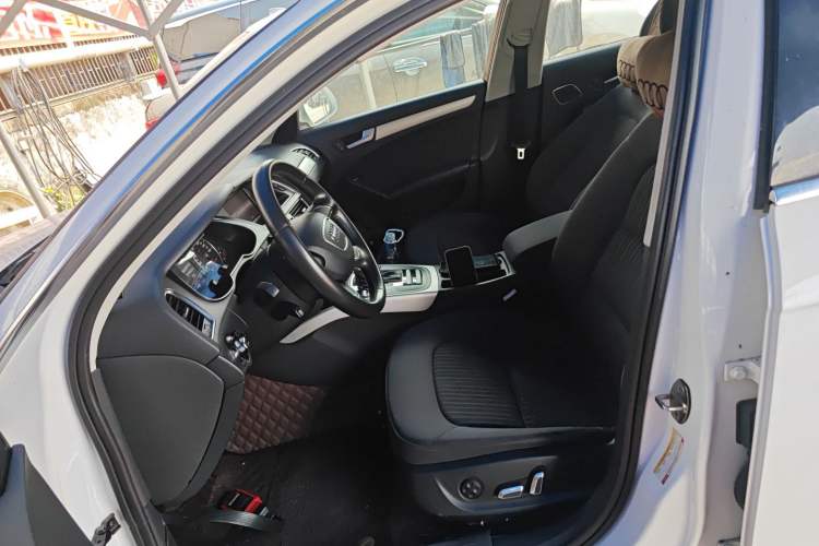 Used Audi A4L 2016 30 TFSI Collector's Edition Automatic Comfort Model Left Front Seat