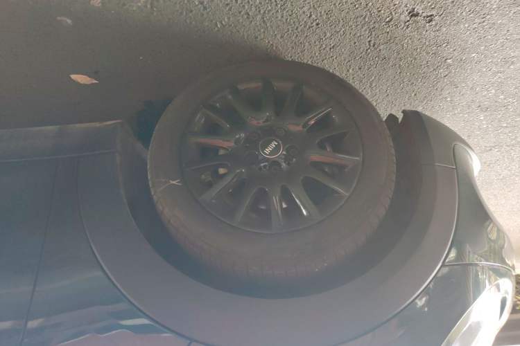 Used MINI 2016 1.5T COOPER Left Front Wheel Hub