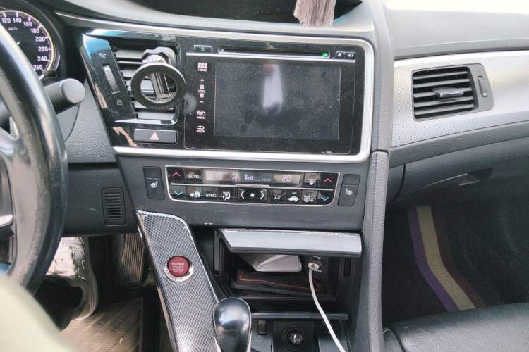 Used Honda Spirior 2015 2.4L Prestige Edition Audio And AC Panel