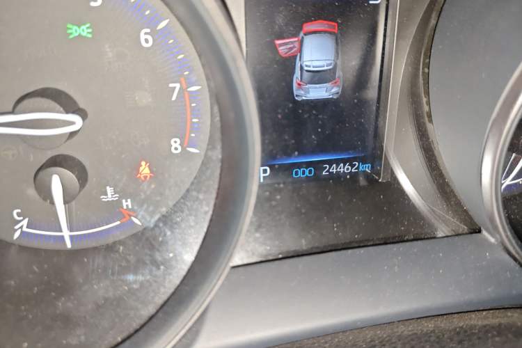 Used Toyota IZOA 2021 2.0L Enjoy Edition
