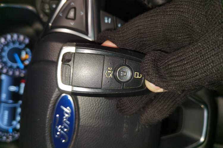 Used Ford Edge 2018 EcoBoost 245 Four-Wheel Drive Titanium 7-Seater