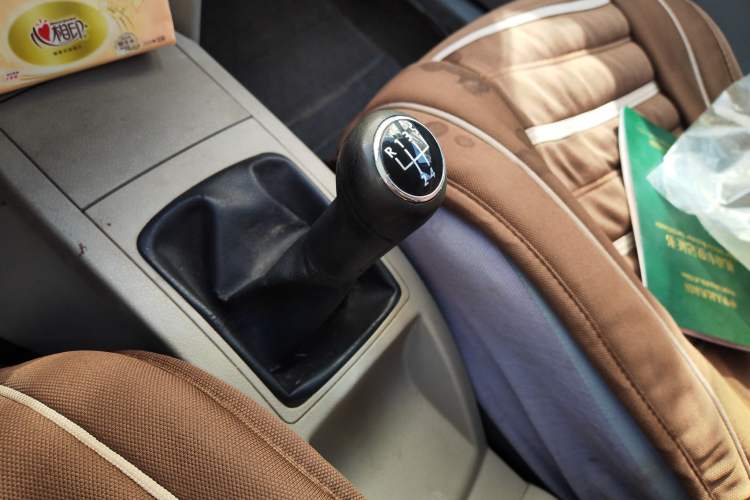 Used Volkswagen Polo 2011 Jingqu 1.4L Manual Sile Edition Gear Lever