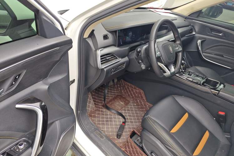 Used Bestune T77 2020 PRO 280 TID Automatic Luxury Model Driver Seat