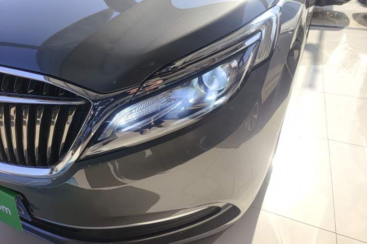 Used Buick GL8 2018 ES 28T Comfort Model China VI Standard
