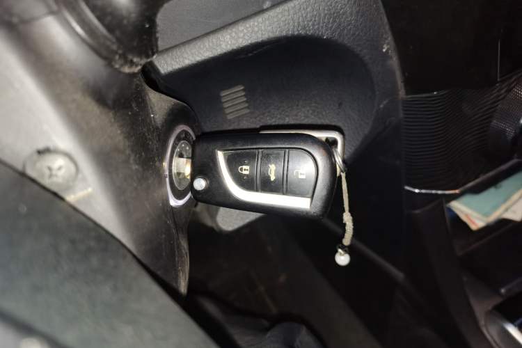 Used Toyota Corolla 2014 1.6L CVT GL-i