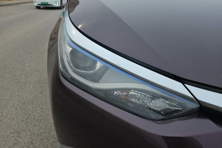 Used Toyota Levin 2017 Revised Dual-Engine 1.8H GS E-CVT Elite Sunroof Version China V Standard