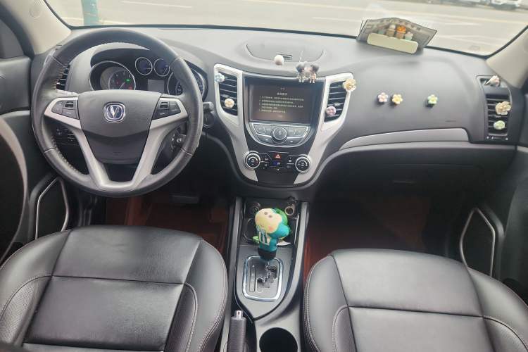 Used CHANGAN CS35 2016 1.6L Automatic Luxury Model China V Standard