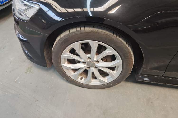 Used Audi A6L 2018 30th Anniversary Edition 35 TFSI Fashion Model
