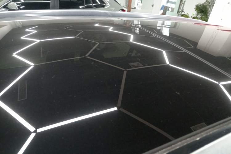 Used Mercedes-Benz GLC 2018 GLC 260 4MATIC Luxury Model
