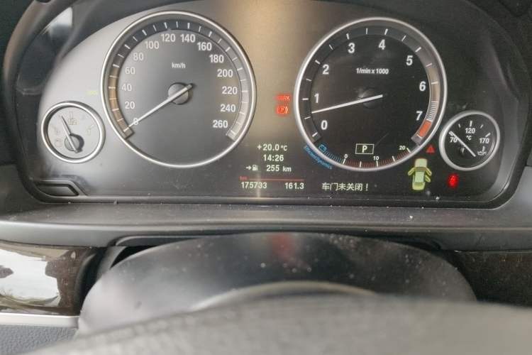 Used BMW 5 Series 2011 523Li Leading Model