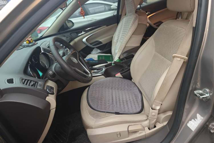 Used Buick Regal 2014 2.0L Leading Fashion Edition