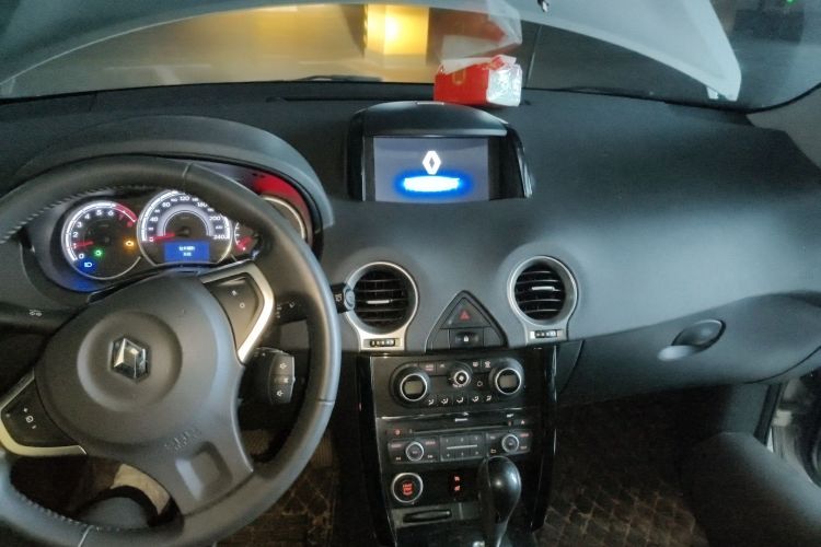 Used Renault Koleos 2016 2.0L Two-Wheel-Drive Comfort Edition with BOSE System
