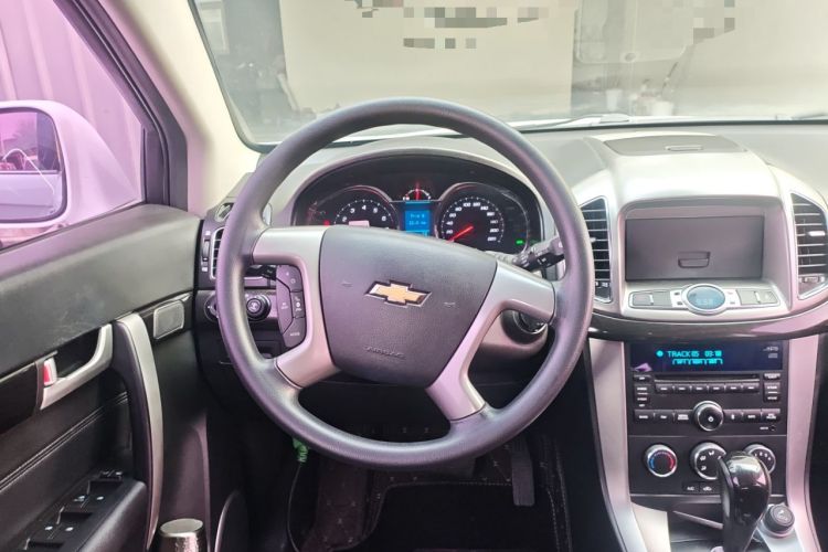 Used Chevrolet Captiva 2015 2.4L Two-Wheel Drive Urban Version 7 Seats
