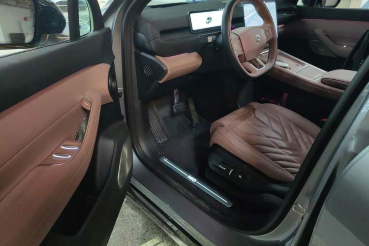 Used Nio EC6 2025 75 kWh Driver Seat