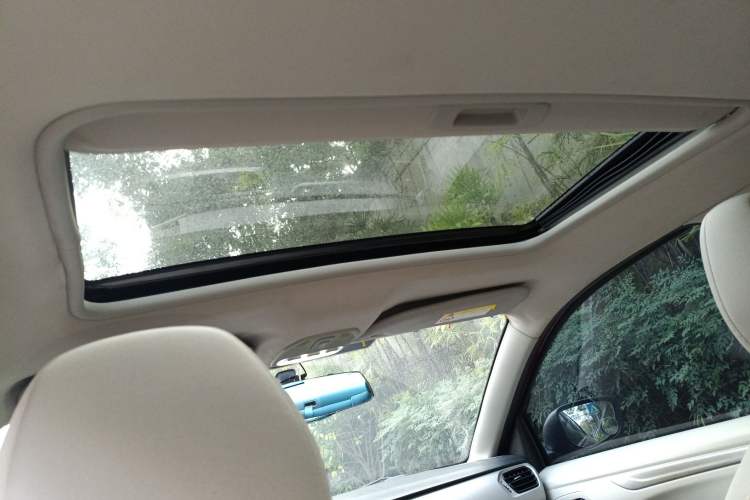 Used Citroen Elysee 2014 1.6L Manual Comfort Model
