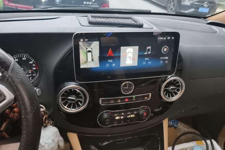 Used Mercedes-Benz Vito 
