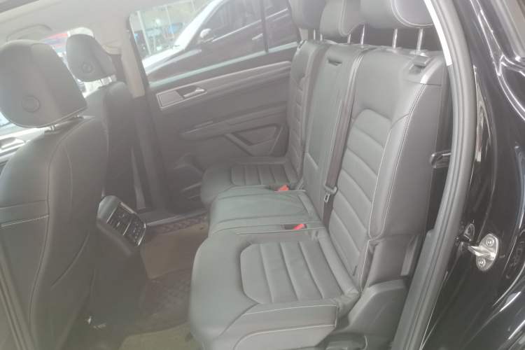 Used Volkswagen Teramont 2020 330TSI Two-Wheel-Drive Luxury Edition China VI Standard