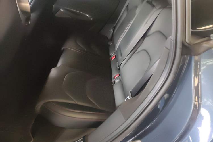 Used Xiaomi Auto SU7 2024 Rear-Drive Standard Founder Edition