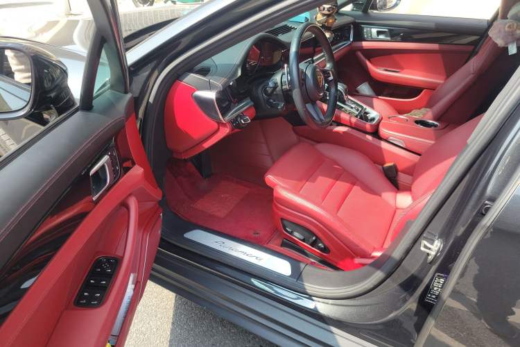 Used Porsche Panamera 2023 Panamera 2.9T Platinum Edition