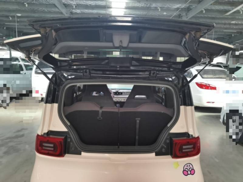 Used Wuling Hongguang MINIEV 2022 Macaron Premium Model – Lithium Iron Phosphate — 18