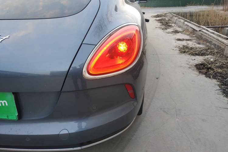 Used ORA Lightning Cat 2022 555 km Luxury Edition