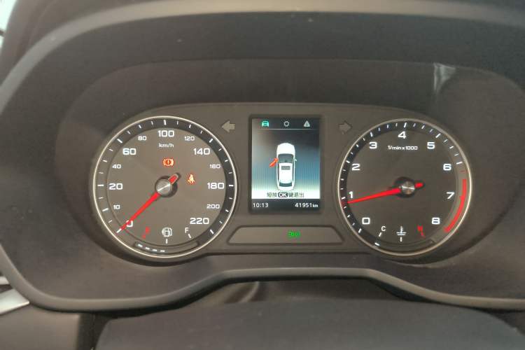 Used Roewe i5 2020 1.5L Manual 4G Connect Luxury Edition