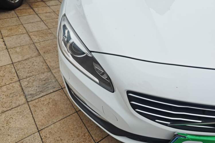 Used Volvo S60 2014 T5 Zhiyi Edition Right Front Headlight