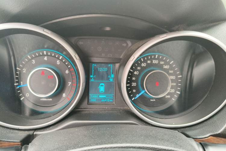 Used BAIC Weiwang S50 2016 1.5T Manual Happy Motion Superior Edition Instrument Cluster
