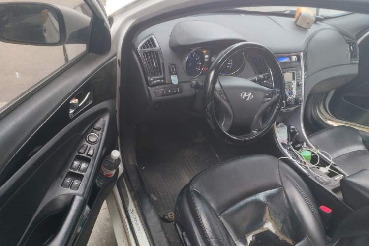 Used Hyundai Sonata 2013 2.0L Automatic Luxury Edition
