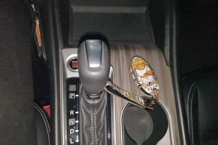 Used Nissan Teana 2021 2.0L XL Comfort Edition Gear Lever