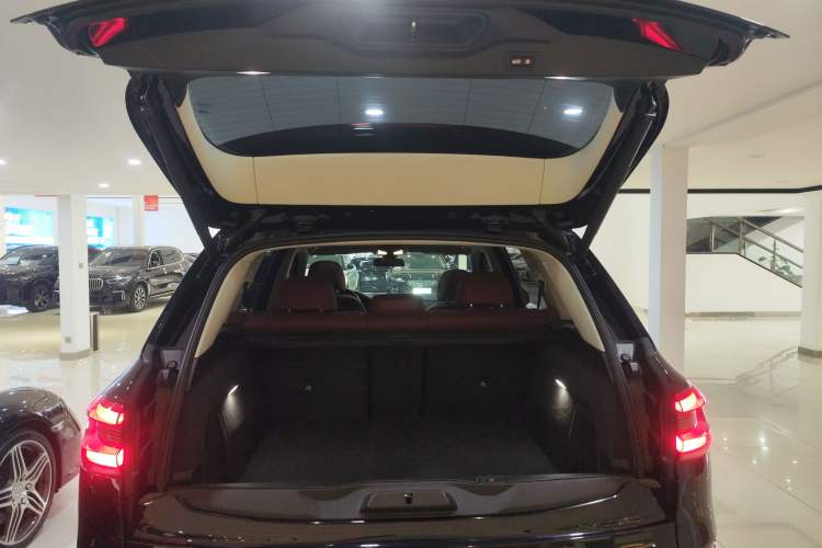 Used BMW X5 2022 Restyled xDrive 30Li Luxury Version M Sport Package
