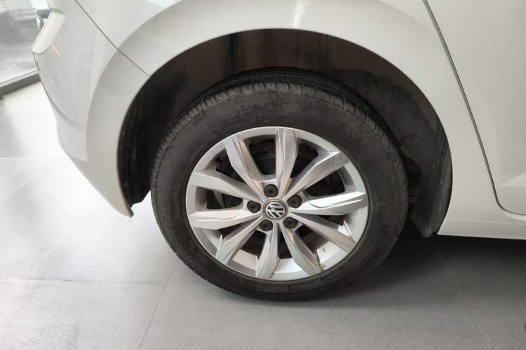 Used Volkswagen Polo 2019 Plus 1.5L Automatic Colorful Technology Edition Right Rear Wheel Hub