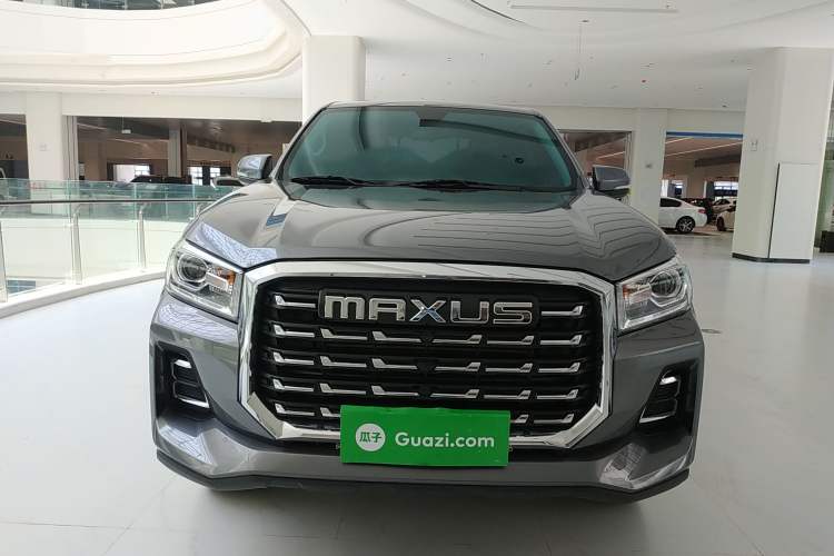 Used SAIC MAXUS Xingji 2023 Starry L 2.0T Diesel Manual 4x4 Elite Edition Long Bed