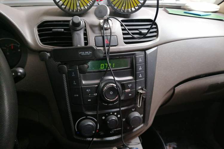 Used Wuling Hongguang 2015 1.5L S Basic Version China V Standard