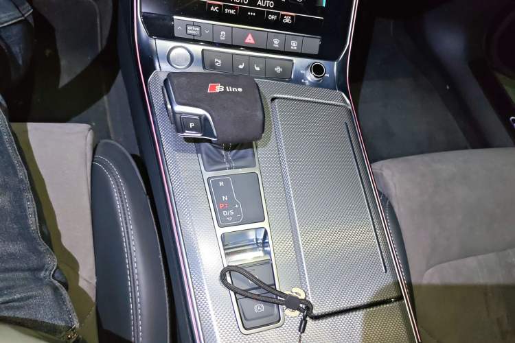 Used Audi A6L New Energy 2020 55 TFSI e quattro Gear Lever