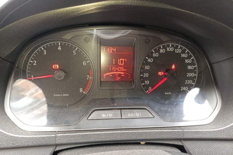 Used Volkswagen Jetta 2013 1.4L Manual Fashion Model