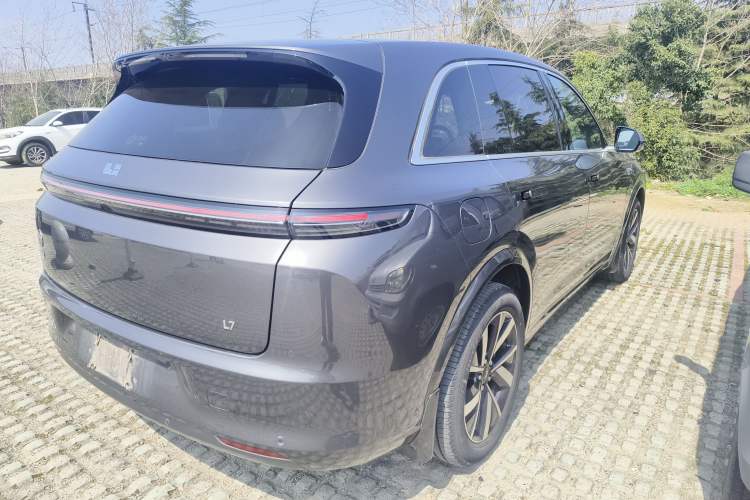 Used Li Auto L7 2023 Air model Rear Right 45 Deg