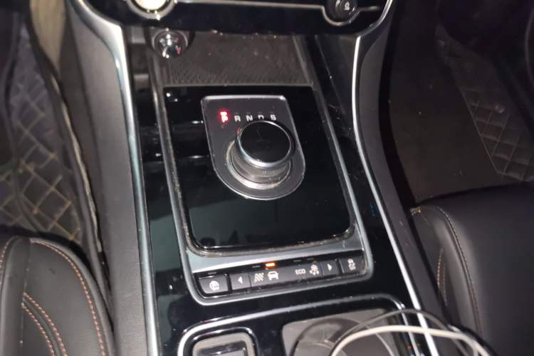 Used Jaguar XEL 2019 2.0T 250 PS Premium Edition
