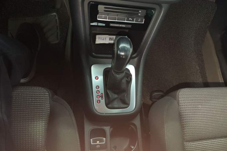 Used Volkswagen Sharan 2013 1.8TSI Standard Model Euro IV
