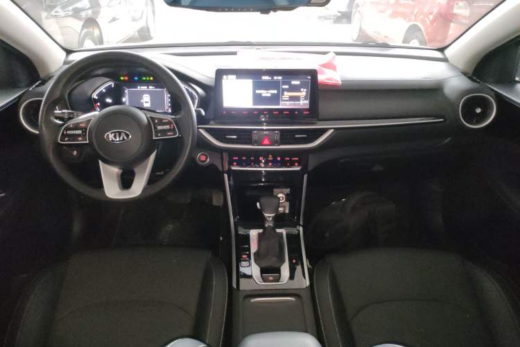 Used Kia K3 2019 1.5L CVT Smart Connectivity Version