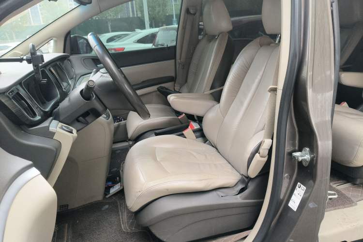 Used Buick GL8 2013 3.0L GT Luxury Business Haoya Edition Left Front Seat