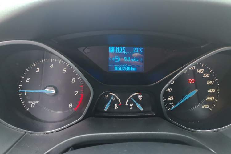 Used Ford Focus 2012 Sedan 1.6L Automatic Fashion Edition