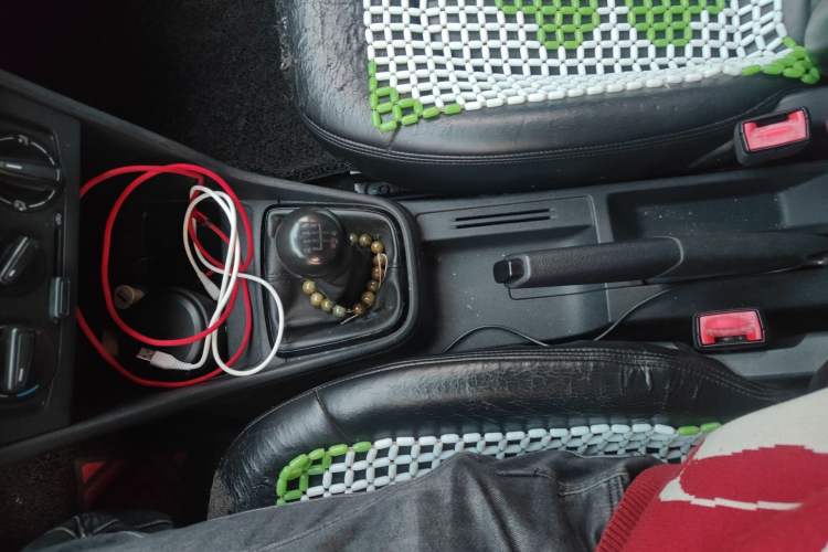 Used Volkswagen Jetta 2015 Value Edition 1.6L Manual Fashionable Style
