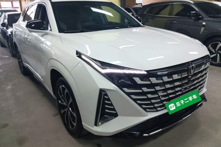 Used CHANGAN UNI-Z New Energy 2024 Blue Whale Smart Electric iDD 125km Beyond Edition Front Right 45 Deg