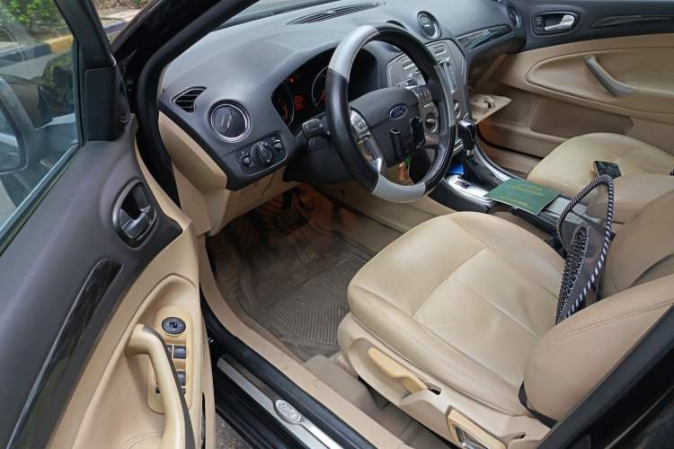 Used Ford Mondeo 2010 2.3L Fashion Edition